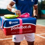 Find gaven til padeltennisspilleren på padelbat.dk